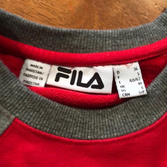 FILA Small Crew Sweatshirt - Picture 2 of 3